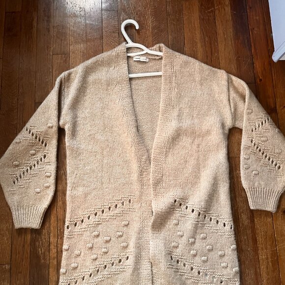 Oversized Chunky Camel Cardigan - Picture 12 of 12